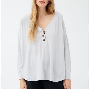 ❌SOLD❌UrbanOutfitters Out From Under Blaine Henley